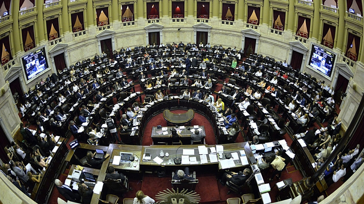 c180cce7dbe9ab6526b60a1ef9b3e6d5