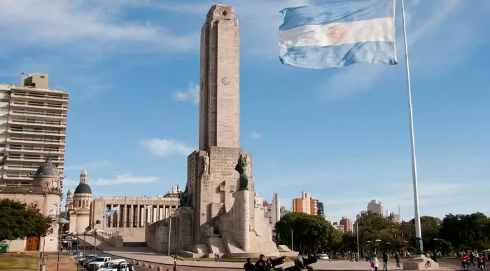 62e8014a19a51_700_387!