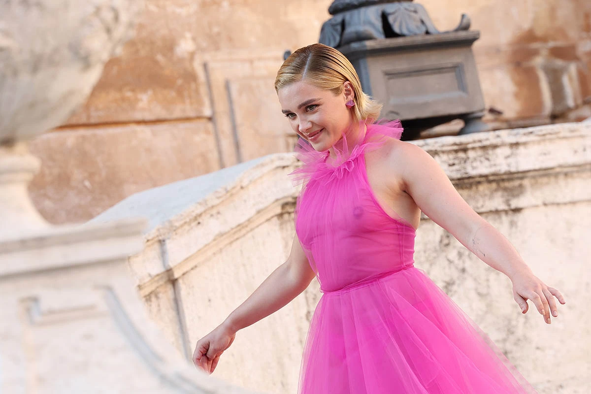florence-pugh-valentino-dress-feature