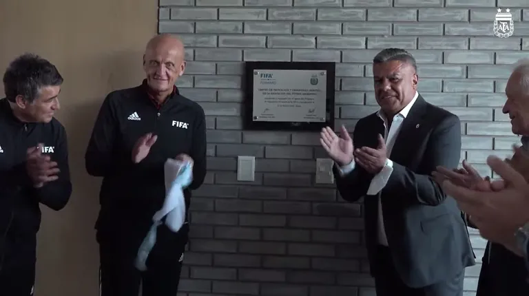 NJH4HZ77EFGPBK7QQVIYJMNAAY