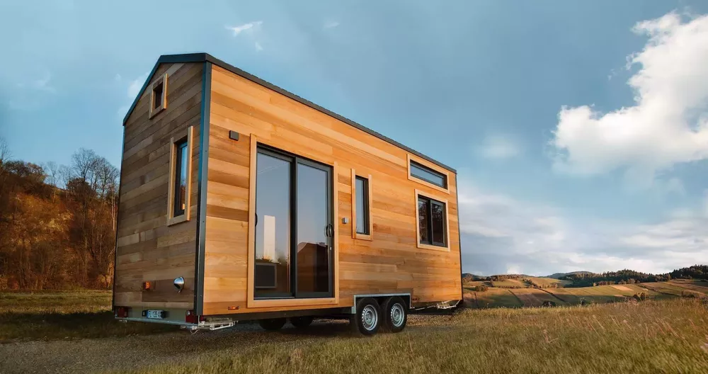 tiny-house-exterior-1612027248