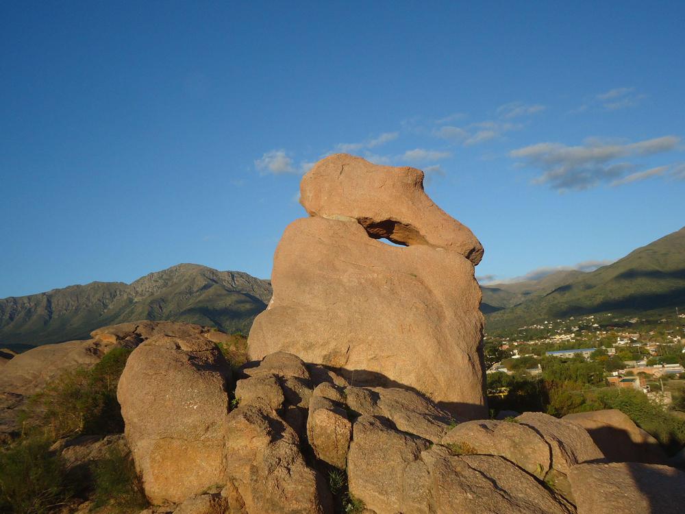 El Zapato 2 (Capilla del Monte)