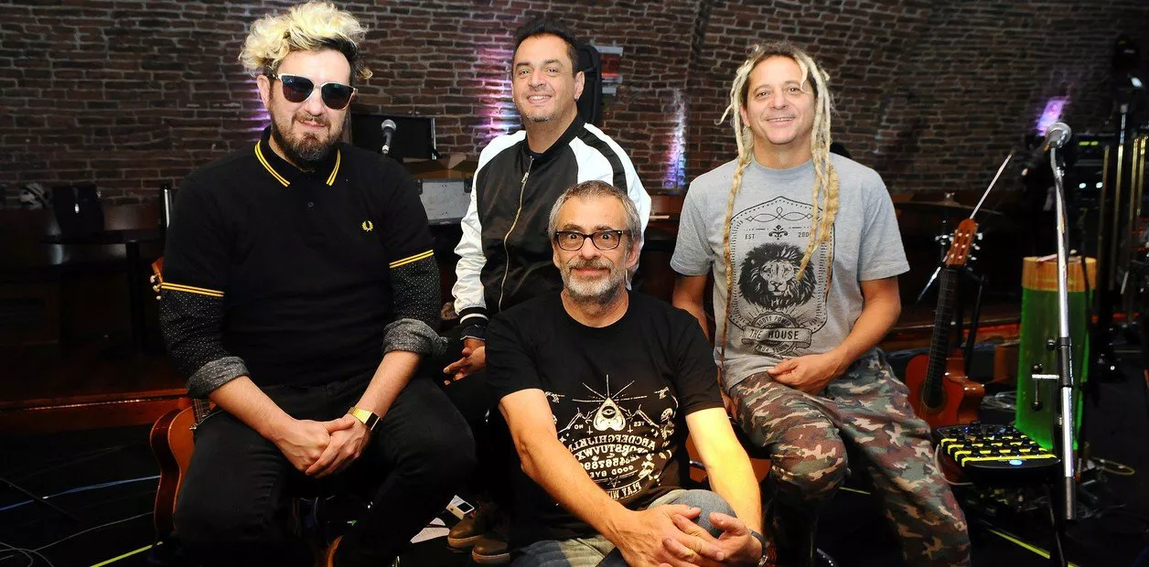 Hk1y53y47_1256x620__1