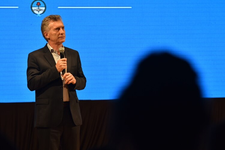 4DM6VGZPNNBRHPLLULTN6OSTWM