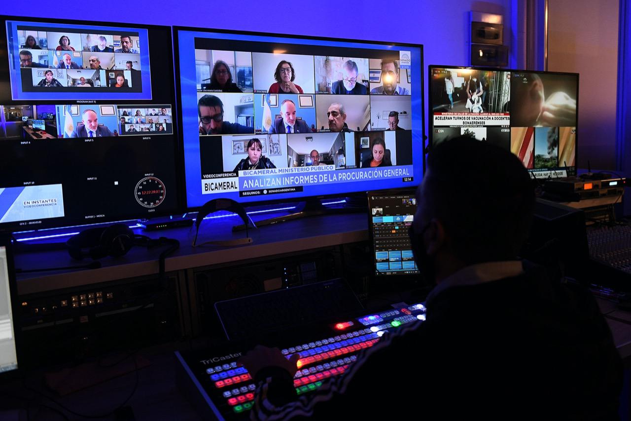 WEB_BICAMERAL_14062021_B