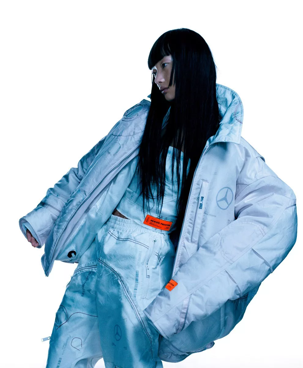 Mercedes-Benz-Ropa-Airbag- 3