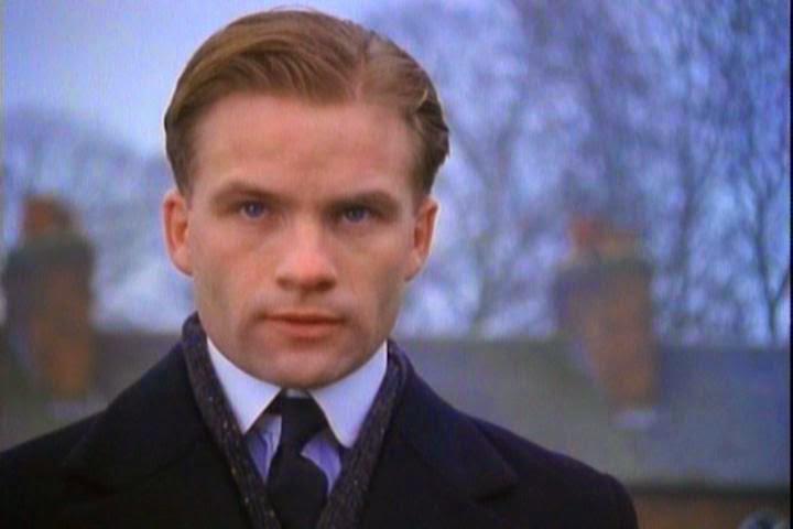 woman-in-black-1989-young-lawyer