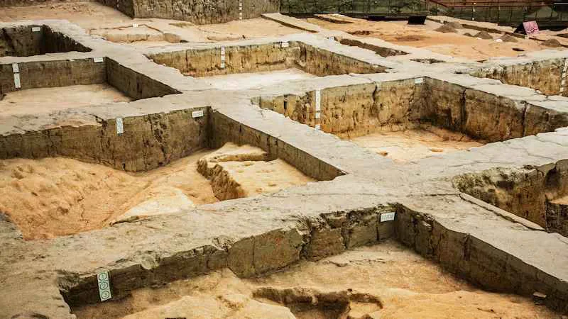 sitio-arqueologico-en-china-ZRJ6B5S4ERAF5OZHF4OGXHMYAY