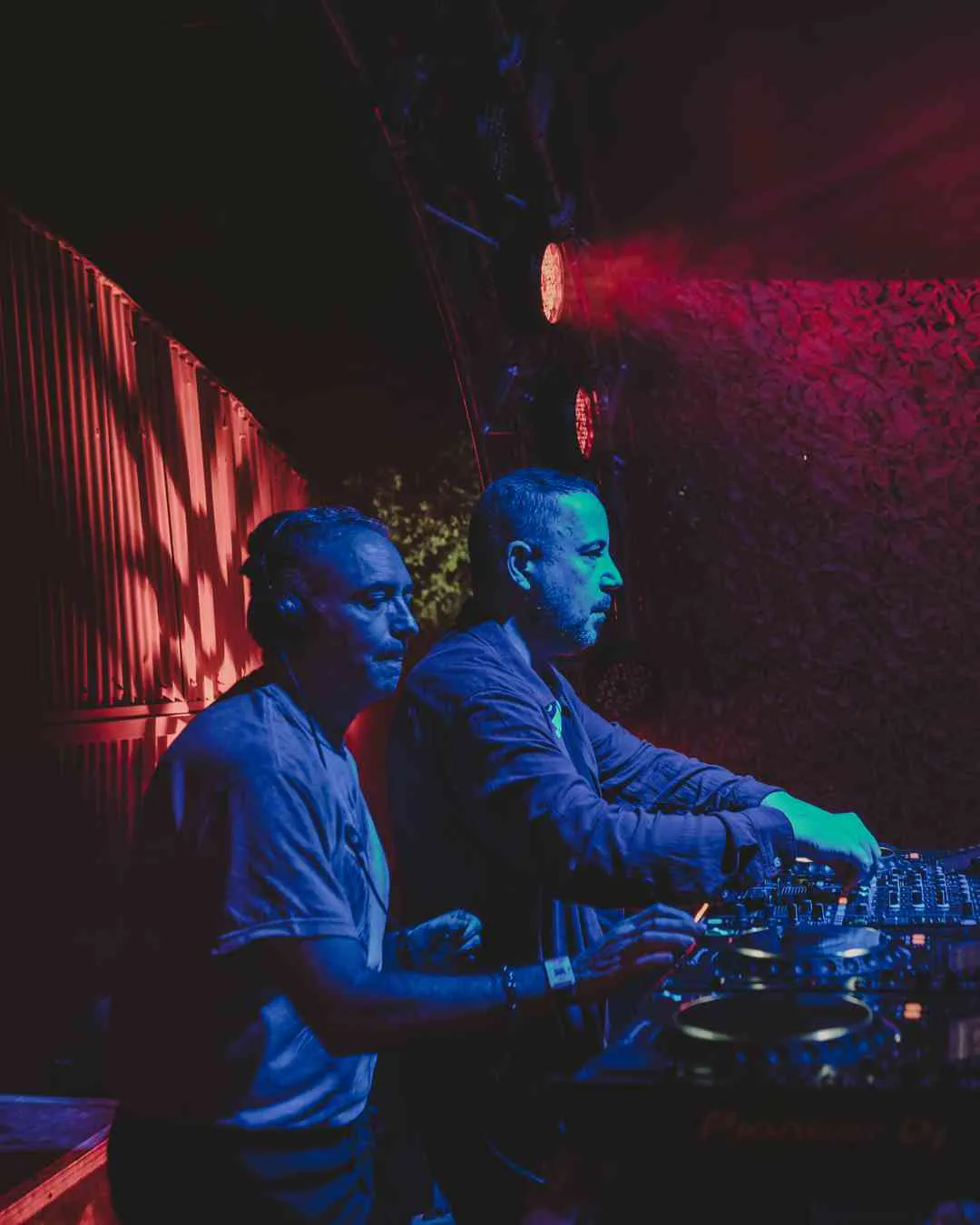 Sábado Hangar Djs Pareja