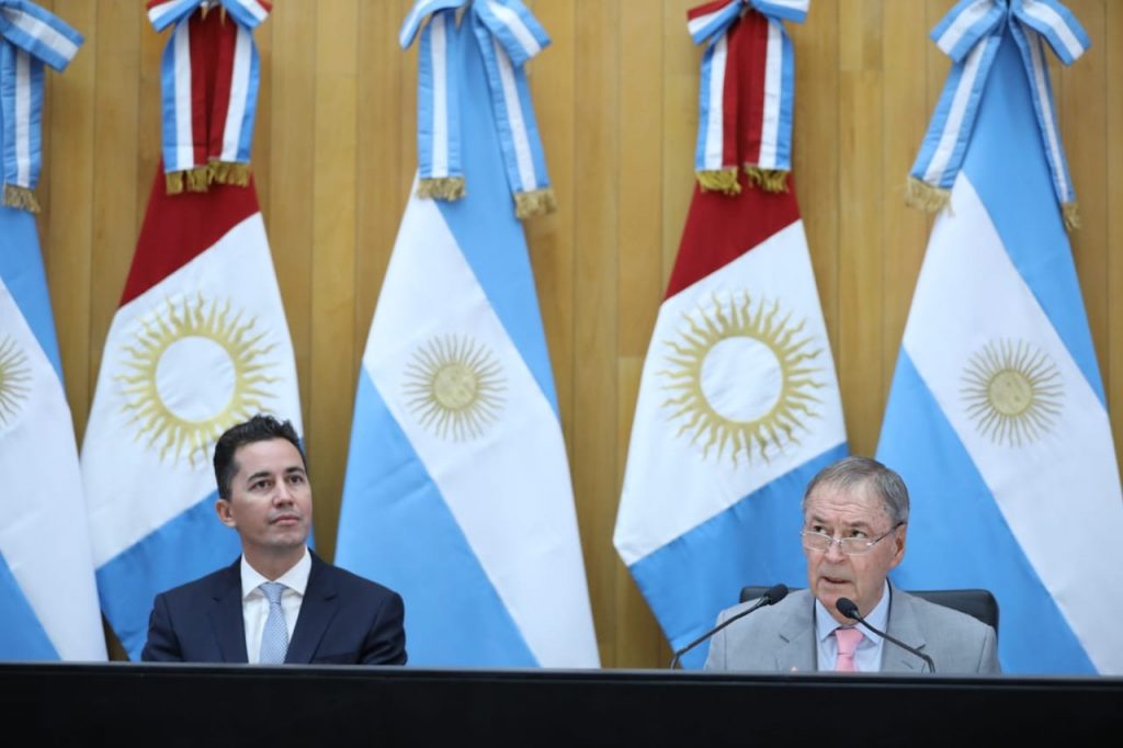 legisl-9.51.20-AM-1-1024x682