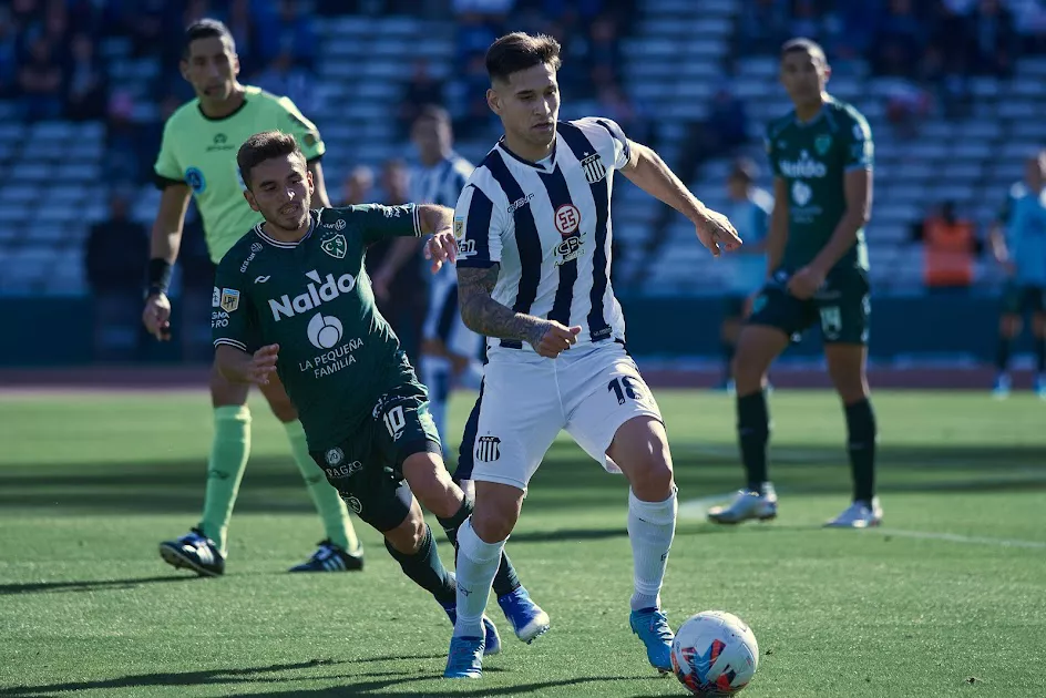 Villagra-arbitro talleres