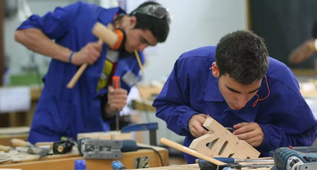 Jóvenes-trabajando1-1024x549
