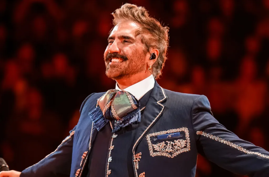 alejandro-fernandez-2024-billboard-1548
