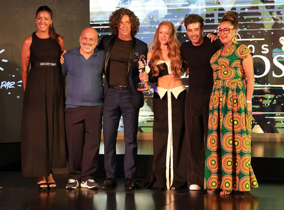 FV2ZSCNNNBFZ7A5AY4XZE66WEI