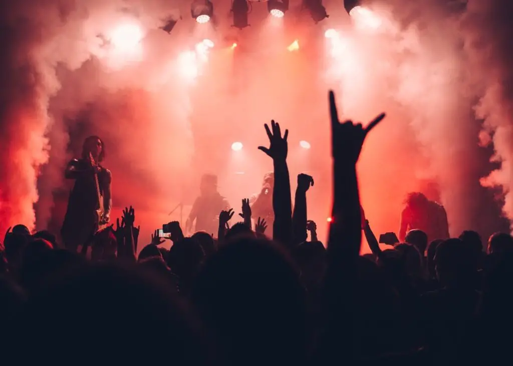 heavy-metal-concert-1024x731