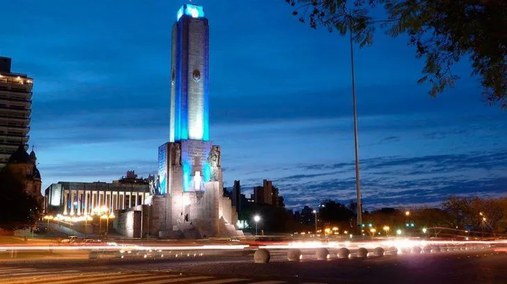 monumento-la-banderajpg