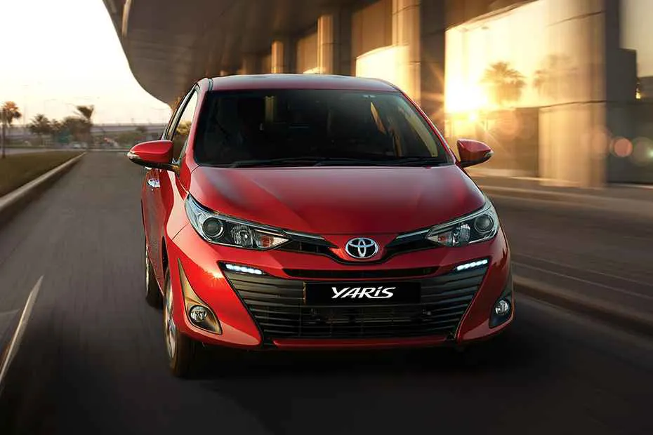 auto toyota yaris