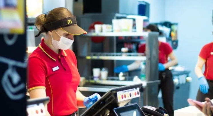 mcdonalds empleo
