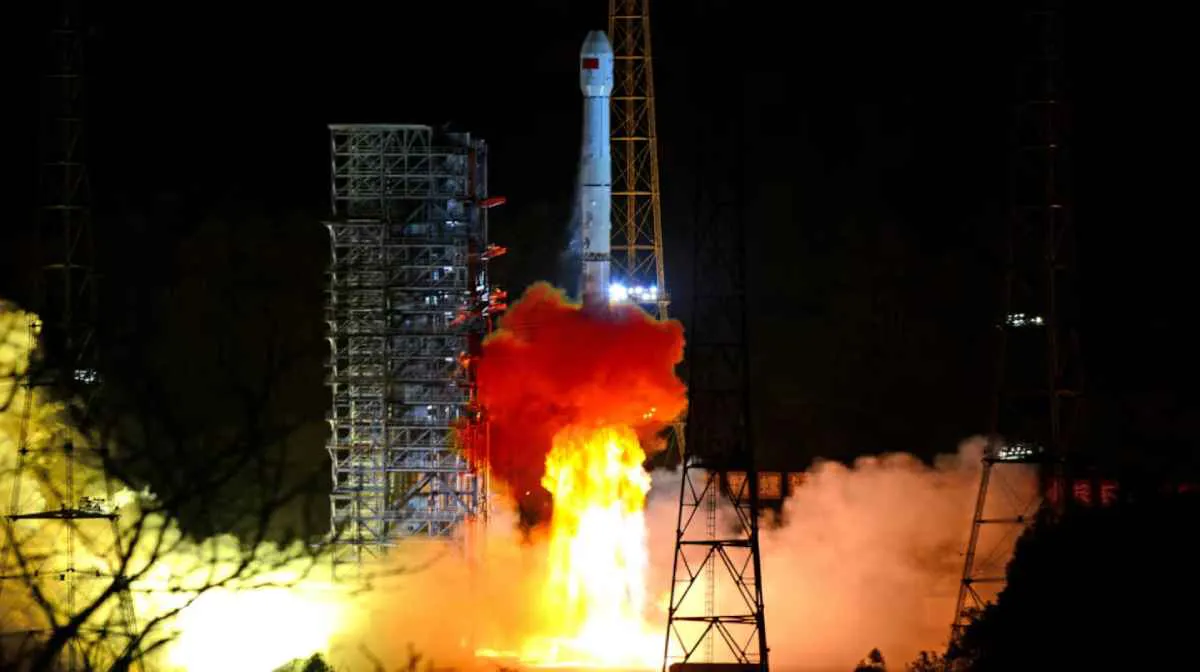 china-da-un-nuevo-paso-en-su-carrera-espacial-lanzo-su-sonda-tianwen-2-G5SJNMFYVNEDNKAB2JVGBYPH4I
