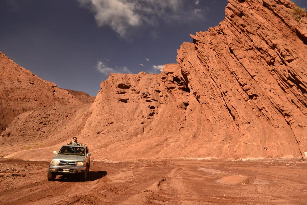 quebrada-del-yeso-el-semidesierto-rojizo-de-la-rioja