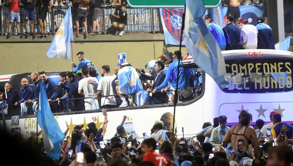 caravana seleccion argentina