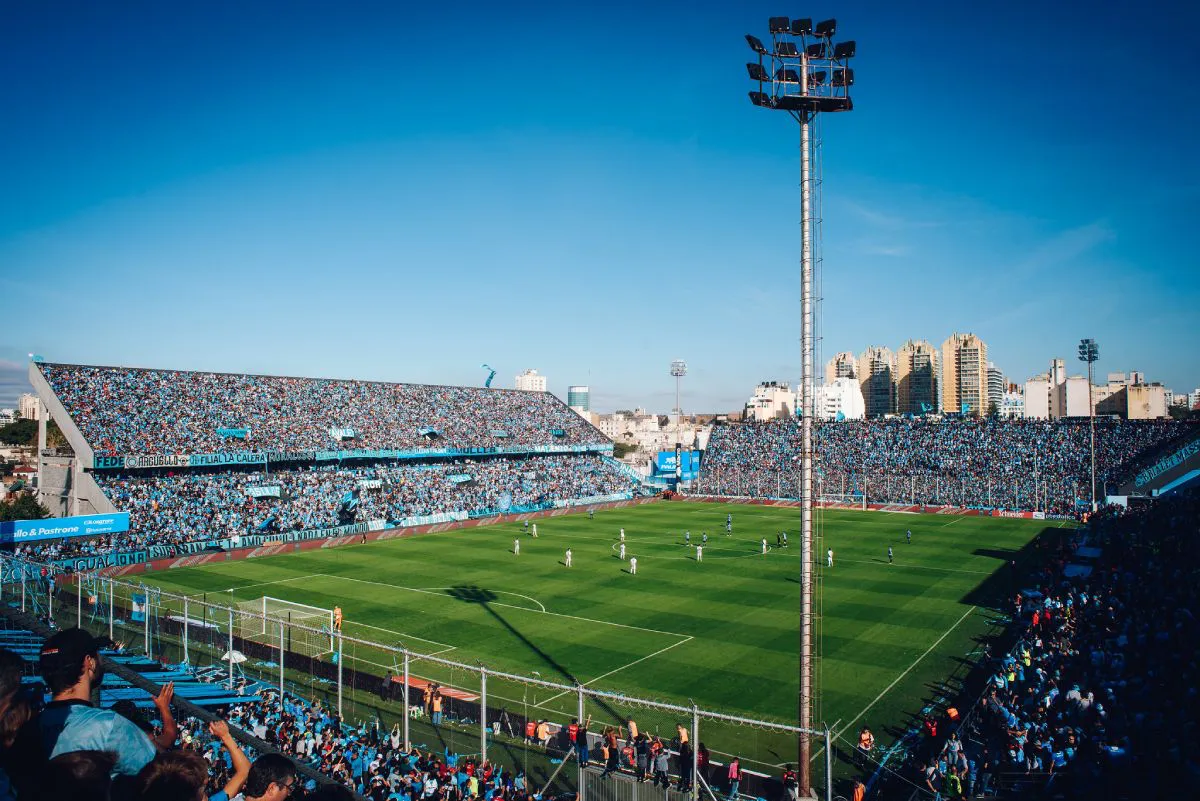 belgrano estadio hinchas