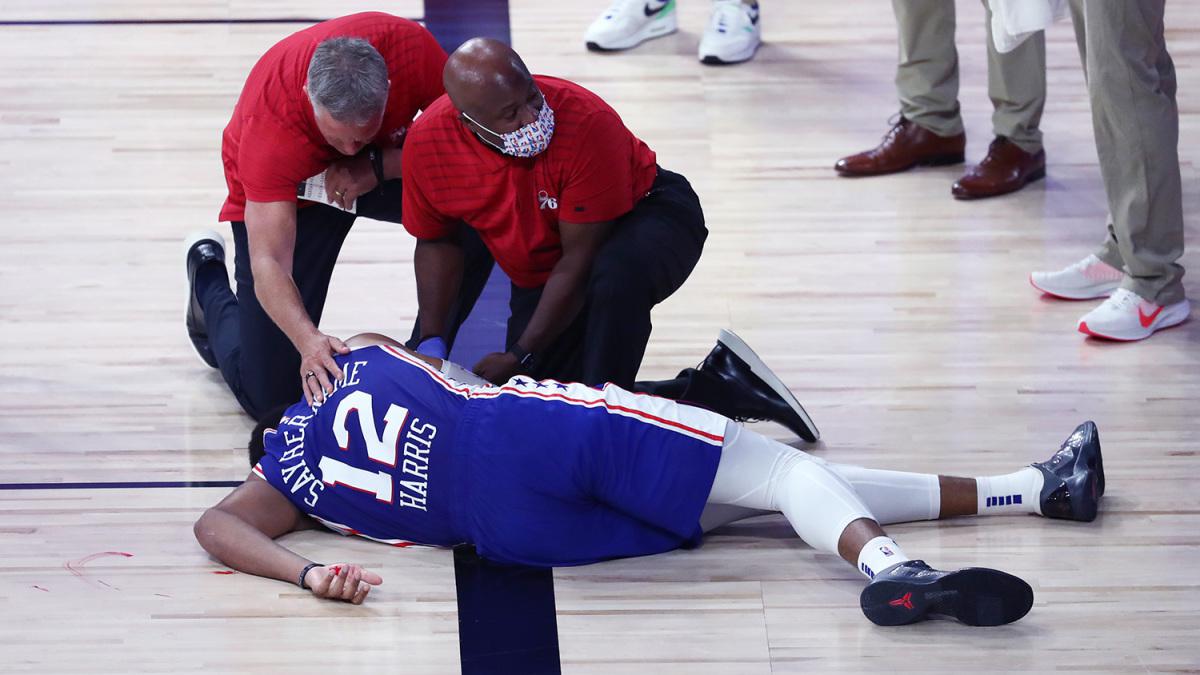 Brutal caída de Tobias Harris durante los playoffs de la NBA