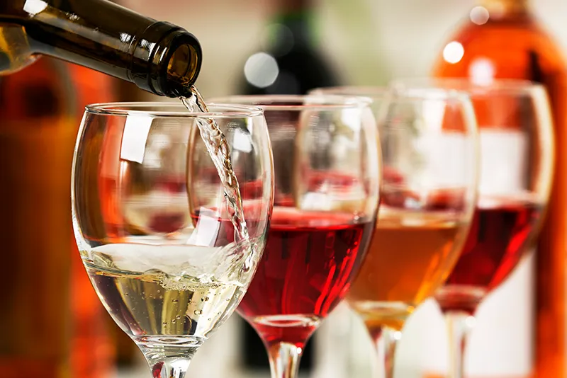Sabes-a-que-temperatura-se-disfruta-mejor-el-vino-Foto-destacada