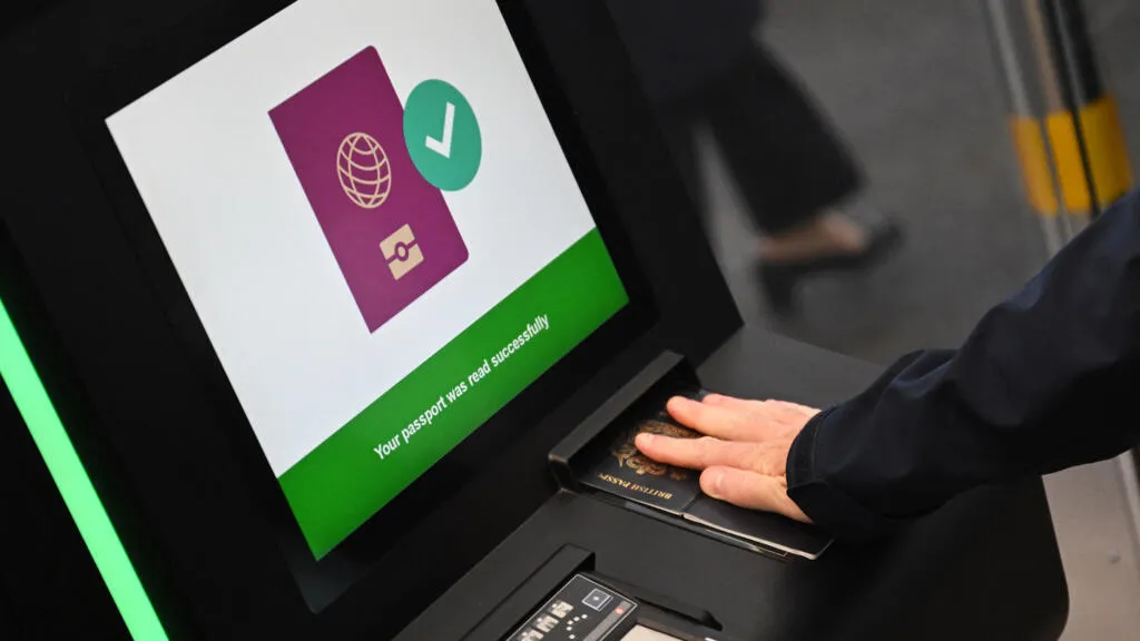 eees visa pasaporte