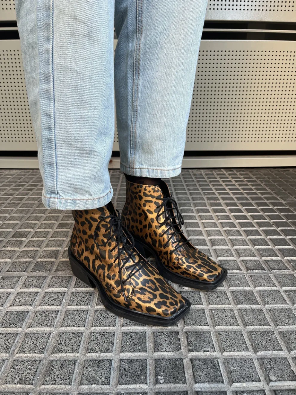 img_8725-810c5b8d9f414db17617116296266787-1024-1024