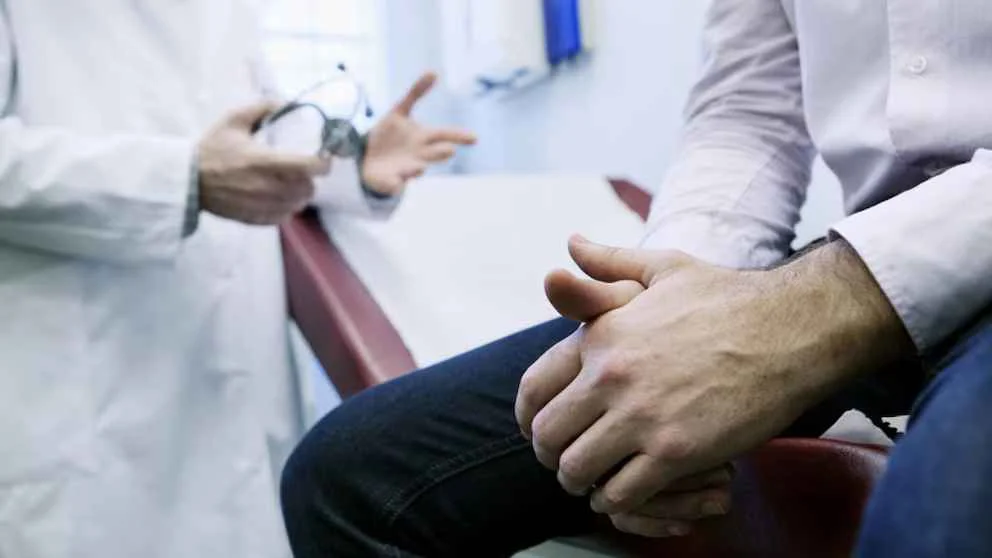 sexualidad masculina hombre doctor medico