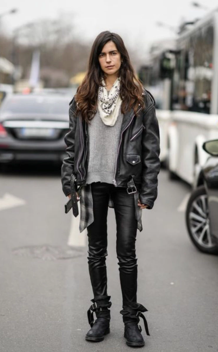 Las-biker-boots-conquistaron-el-street-style-740x1196.jpg
