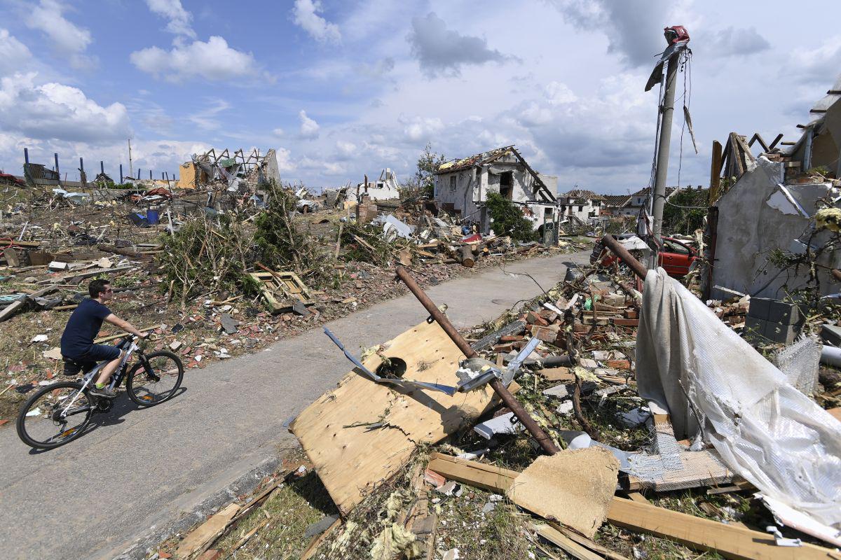 tornado 7